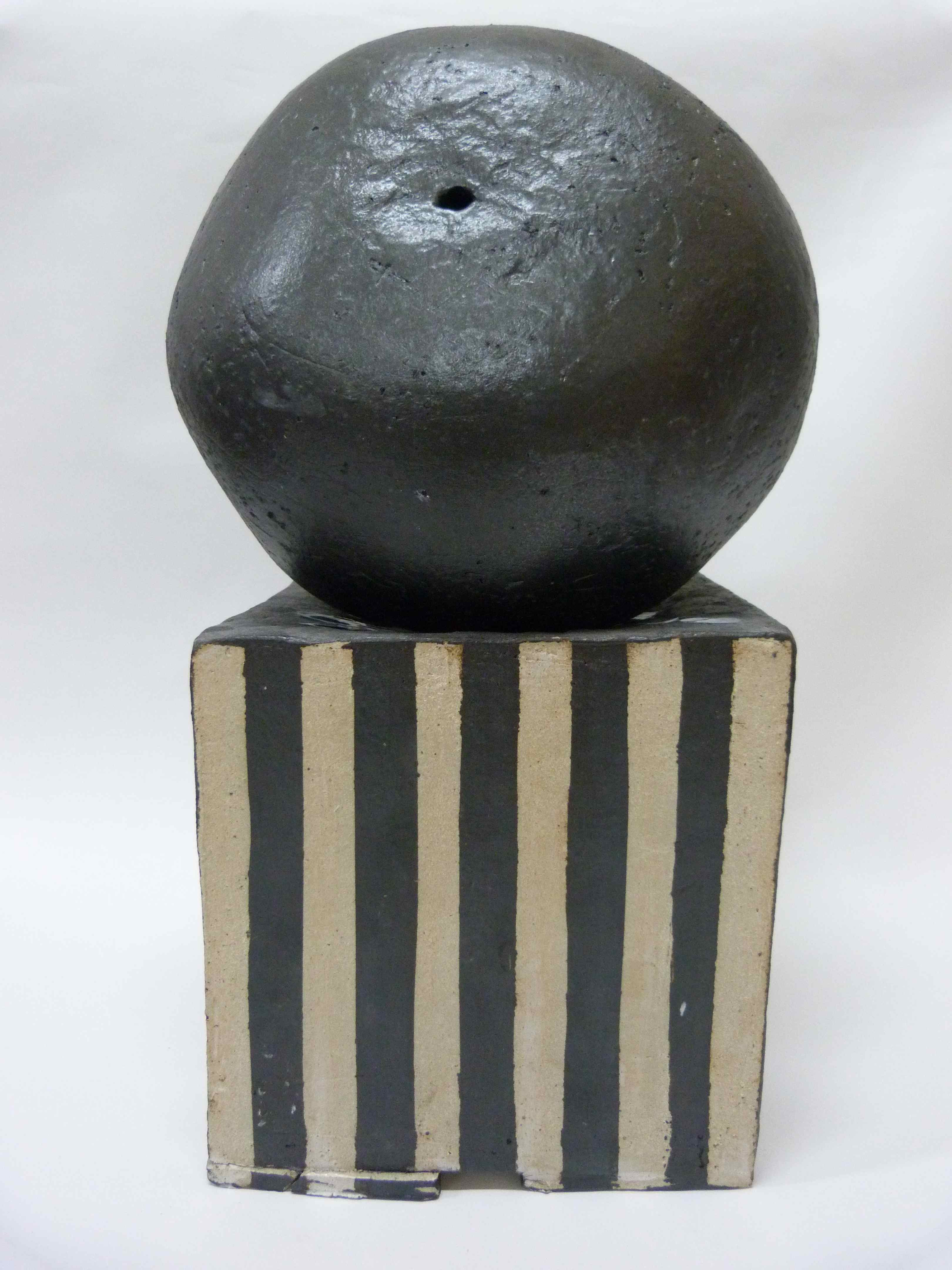 garden sculpture, black, contemporary garden ceramics