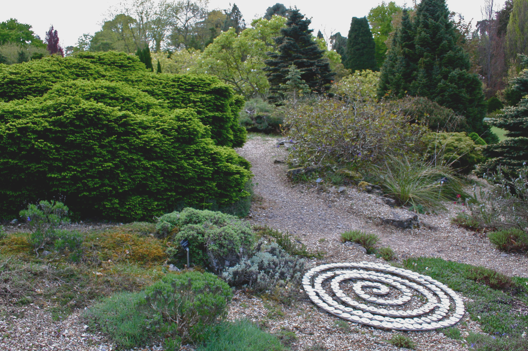 contemporary garden ceramics